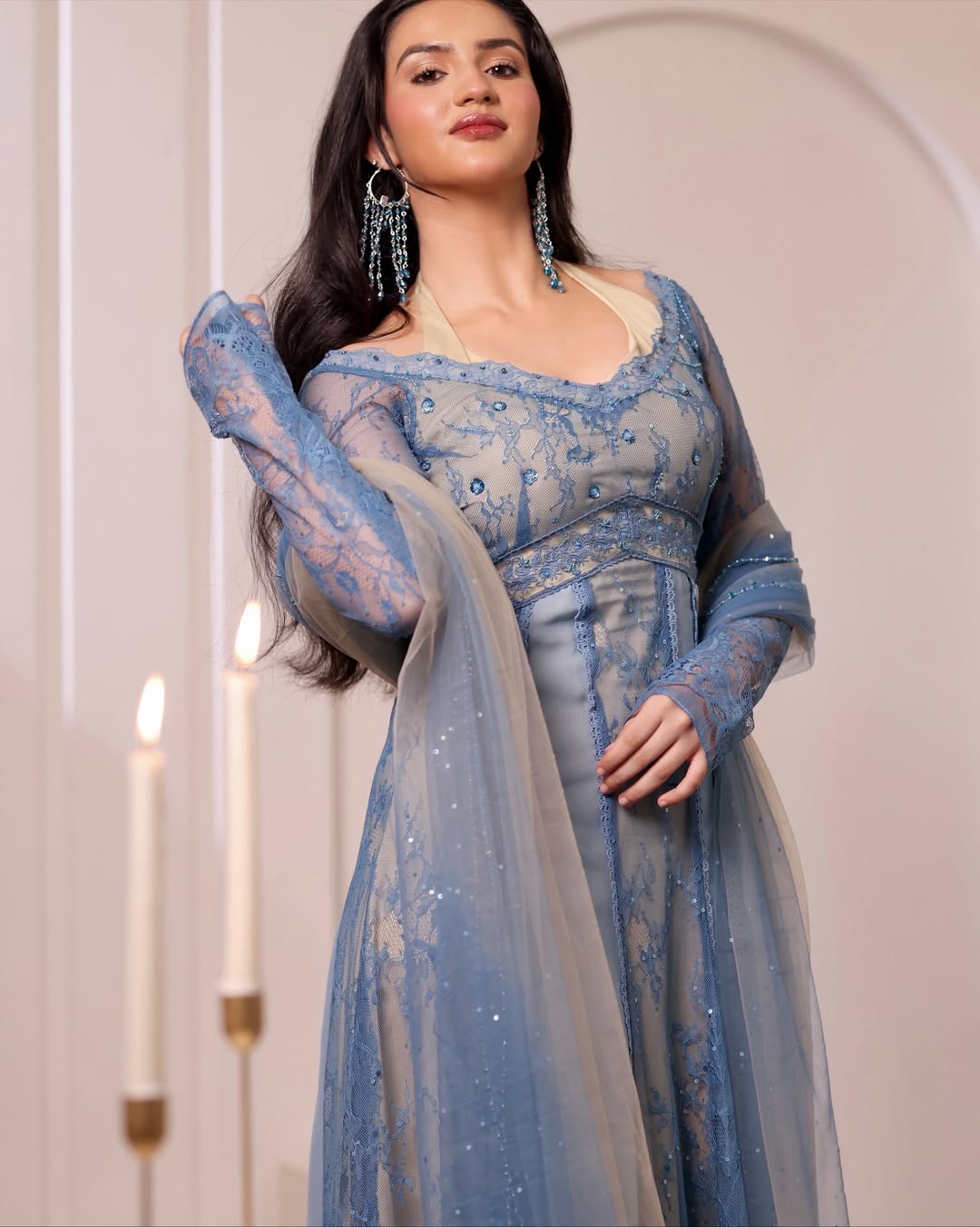 𝐸𝓁𝓈𝒶 ₊˚⊹ ᰔ