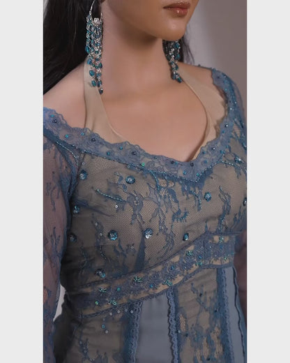 𝐸𝓁𝓈𝒶 ₊˚⊹ ᰔ